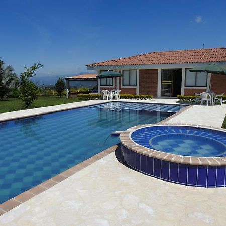 Hostal La Sultana Santa Rosa De Cabal Eksteriør bilde