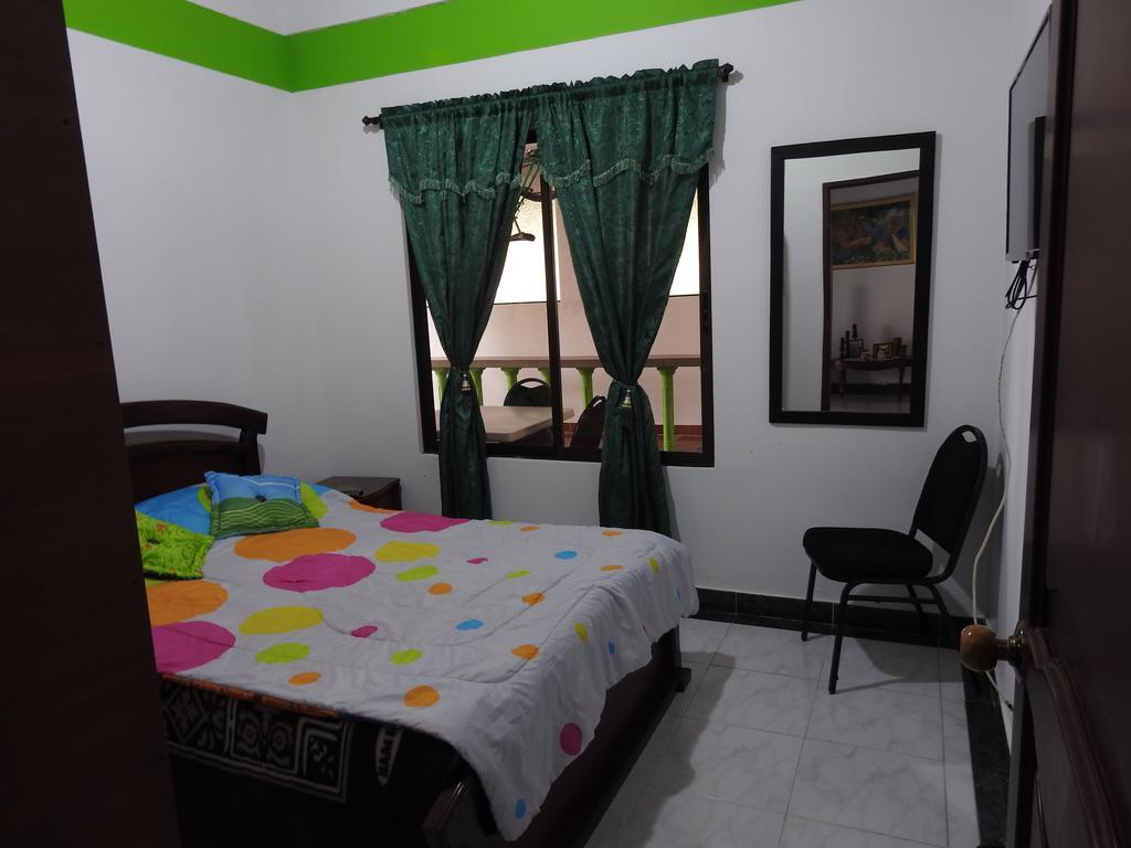 Hostal La Sultana Santa Rosa De Cabal Eksteriør bilde